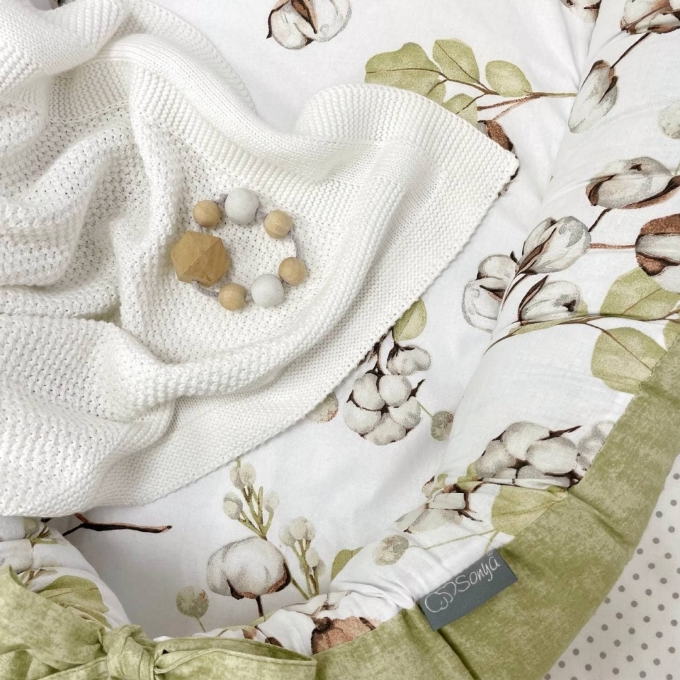 Protectie somn – Baby Nest Flori de bumbac